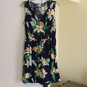 Old Navy Orange Blossom dress L 🍊